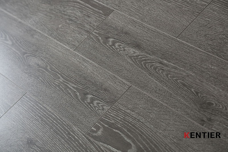 Laminate Flooring 90789-4