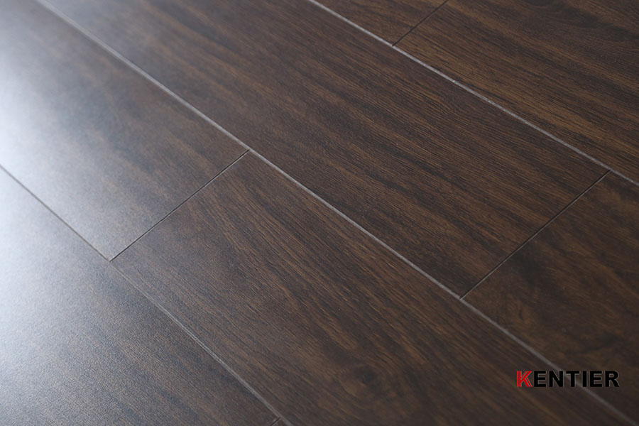 Laminate Flooring 0624-3