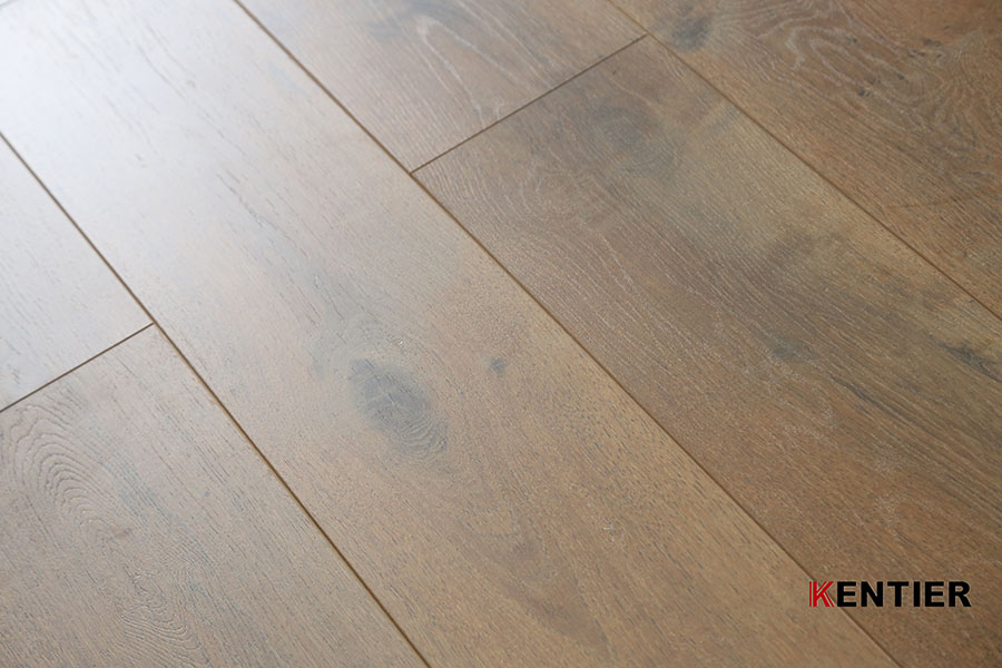 Laminate Flooring 53-4