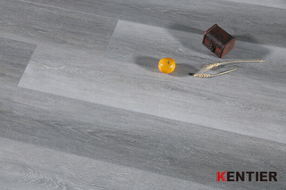 Embossed Surface with Oak Wood Texture WPC Flooring