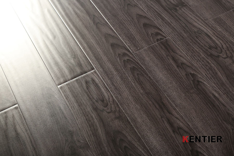 Laminate Flooring 8323-4