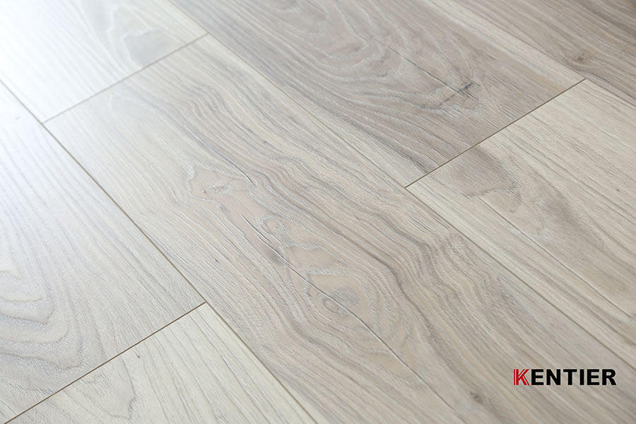 Laminate Flooring 6055-302