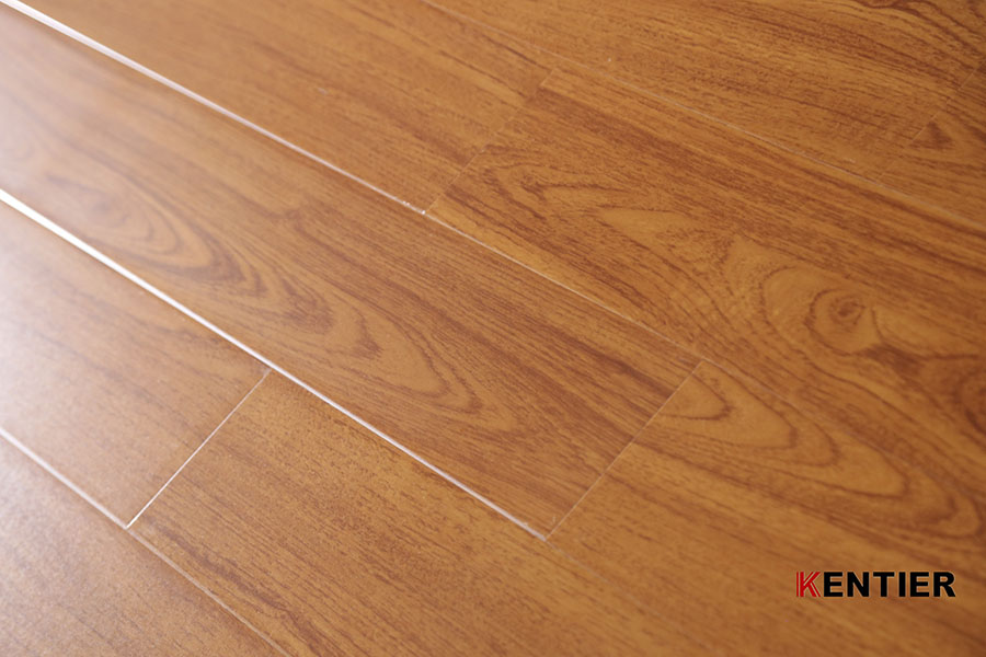 Laminate Flooring 902-16